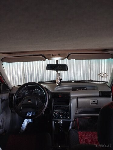 Opel Astra-5