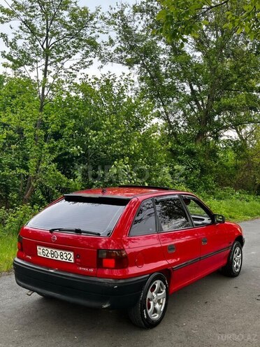 Opel Astra-3