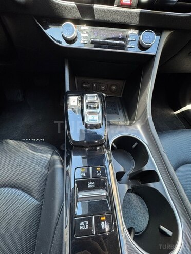 Hyundai Sonata-10