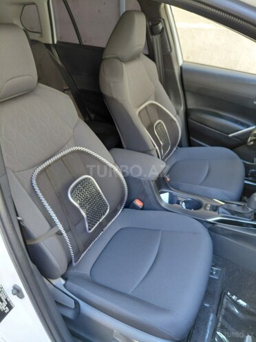 Toyota Corolla Cross-11