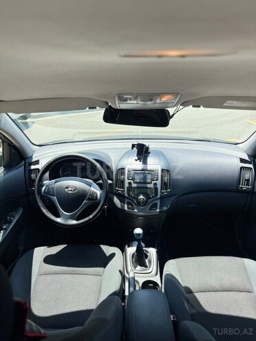 Hyundai i30-6