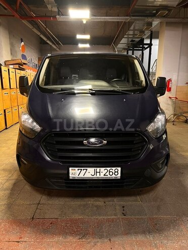 Ford Transit Custom-1