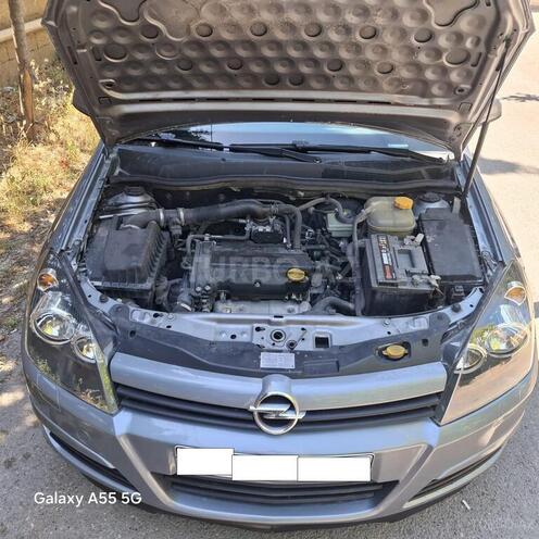 Opel Astra-10