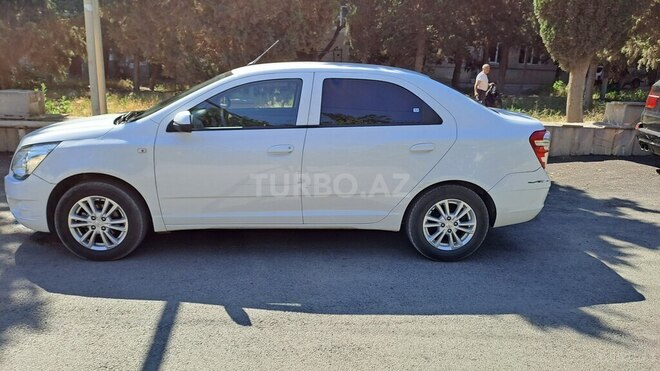 Chevrolet Cobalt-13