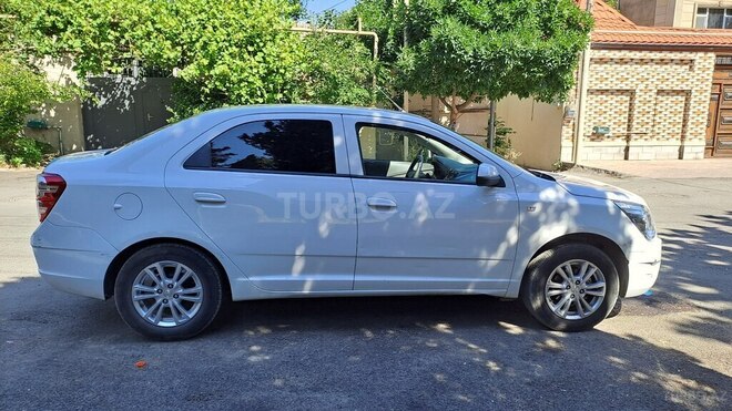 Chevrolet Cobalt-10
