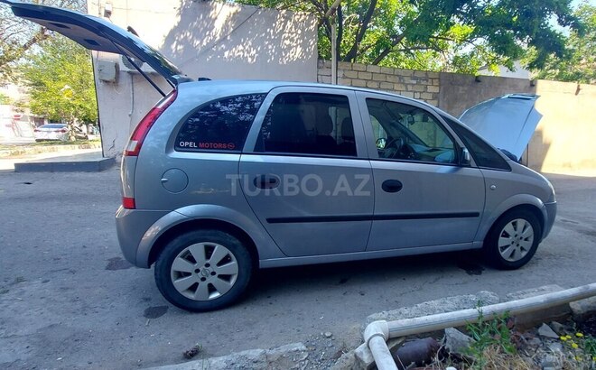 Opel Meriva-8
