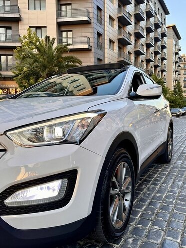 Hyundai Santa Fe-10
