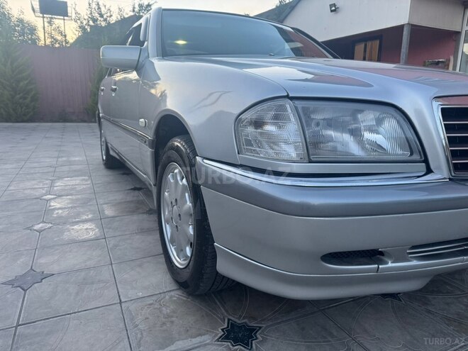 Mercedes C 180-4