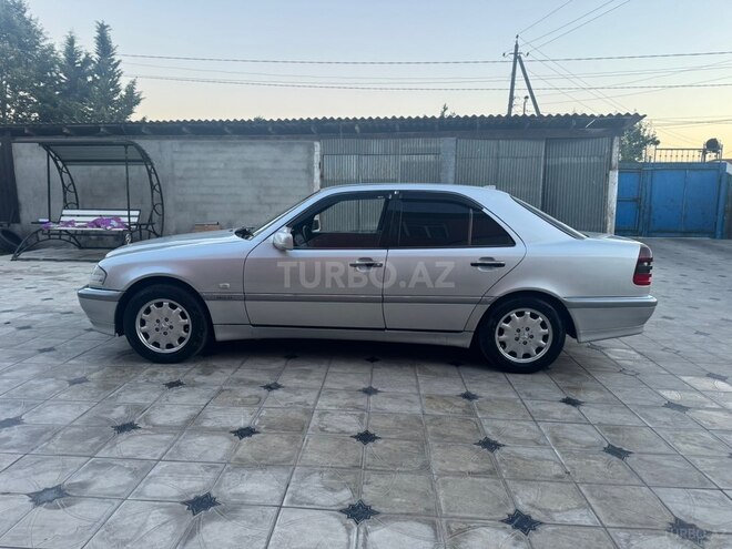 Mercedes C 180-5