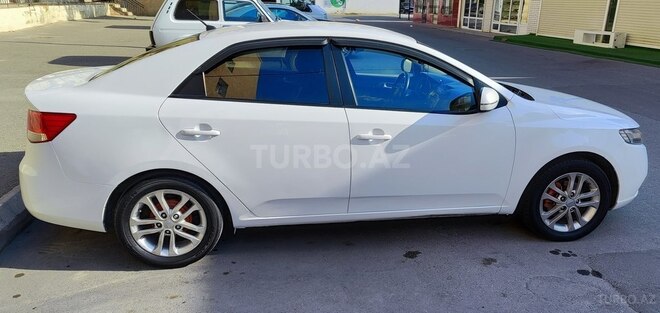 Kia Cerato-3