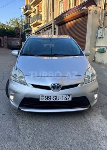 Toyota Prius-1