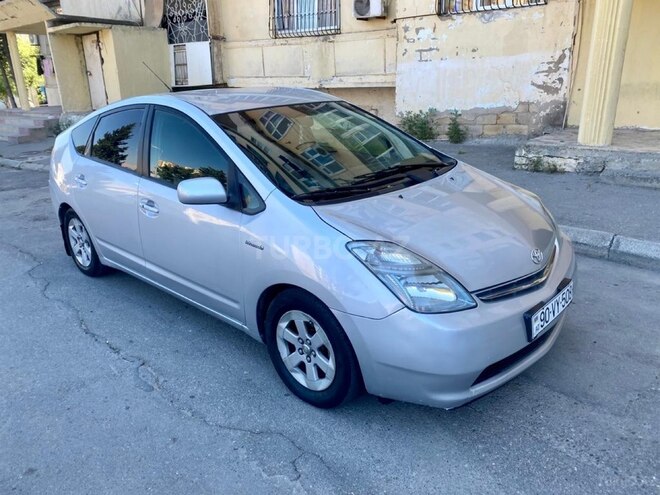Toyota Prius-6