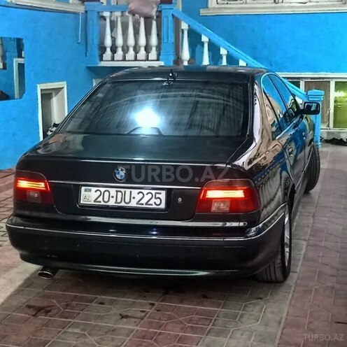 BMW 523-2
