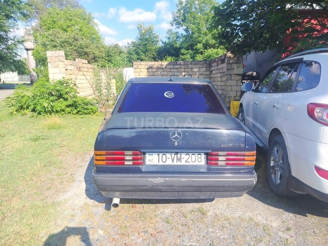 Mercedes 190-2