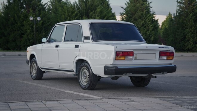 LADA (VAZ) 2107-4