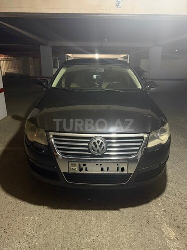 Volkswagen Passat-1