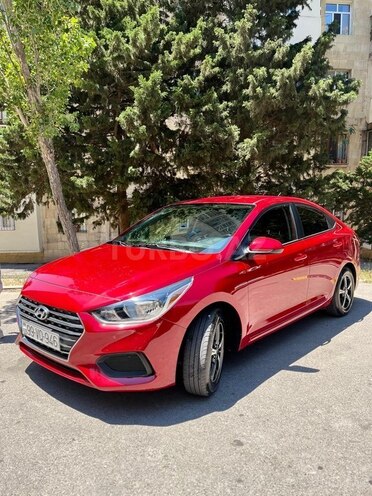 Hyundai Accent-8