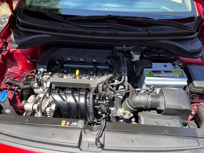 Hyundai Accent-16