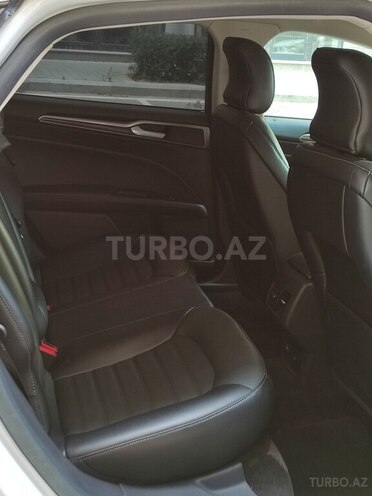 Ford Fusion (North America)-6