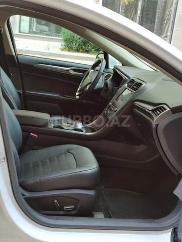 Ford Fusion (North America)-7