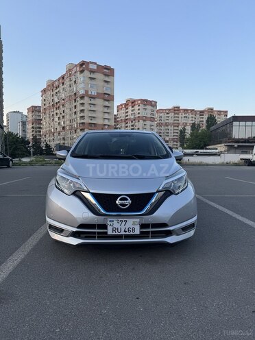 Nissan Note-1