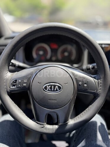 Kia Pride-10