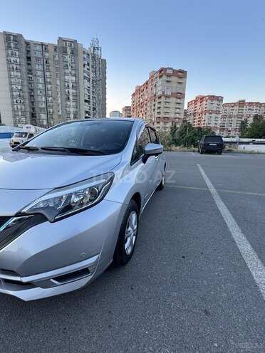 Nissan Note-9