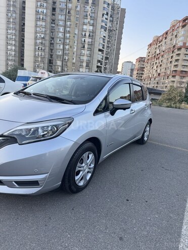 Nissan Note-2