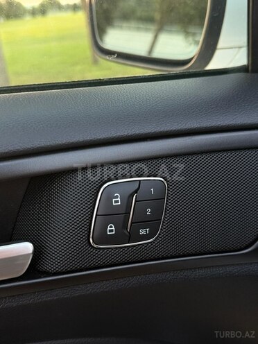 Ford Fusion (North America)-14