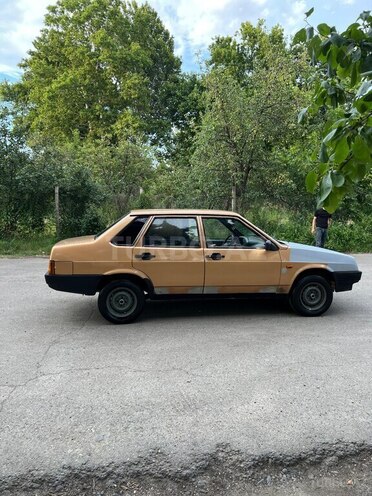 LADA (VAZ) 21099-5