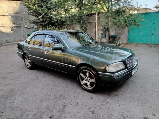 Mercedes C 180-8