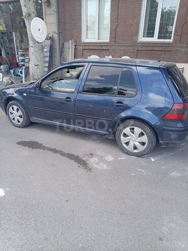 Volkswagen Golf-4