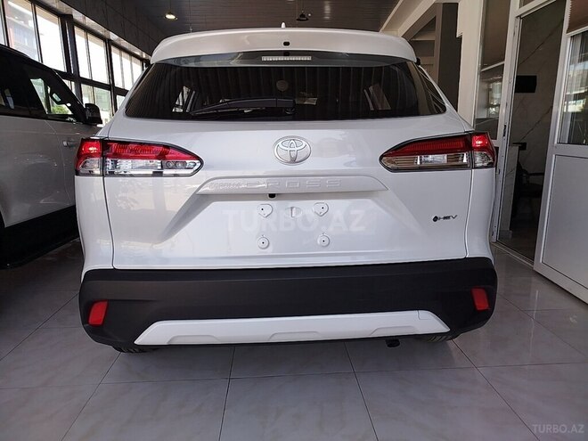 Toyota Corolla Cross-4