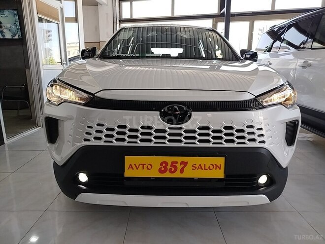 Toyota Corolla Cross-1