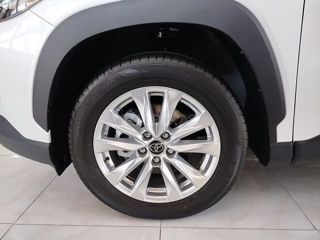 Toyota Corolla Cross-9