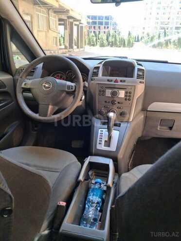 Opel Zafira-6