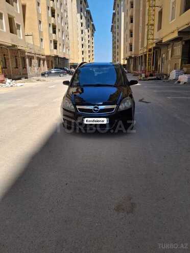 Opel Zafira-1