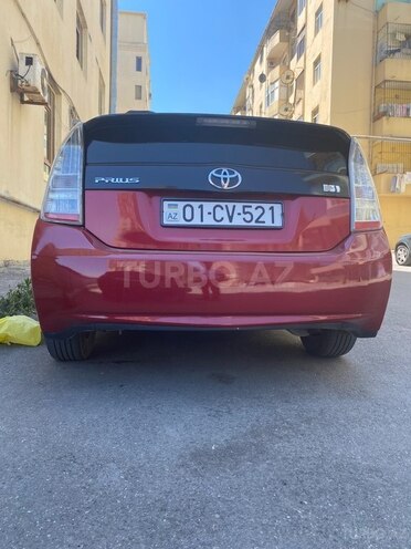 Toyota Prius-2