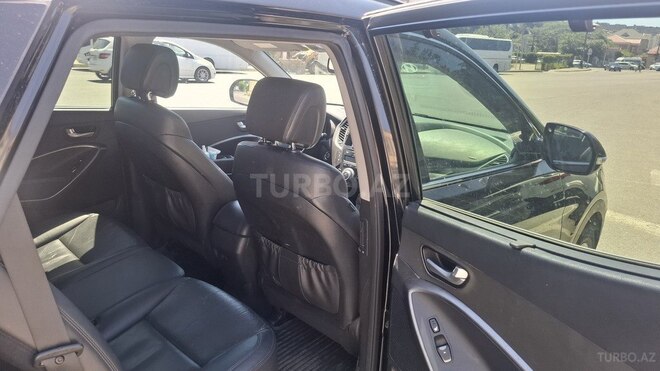 Hyundai Santa Fe-8