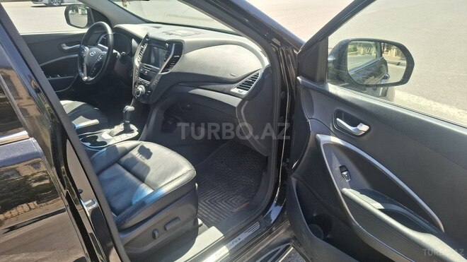 Hyundai Santa Fe-6