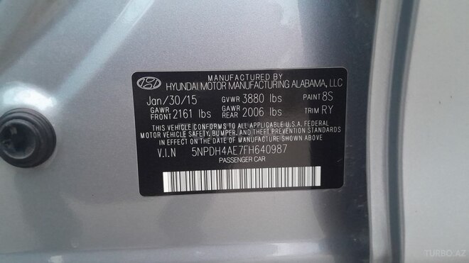 Hyundai Elantra-9