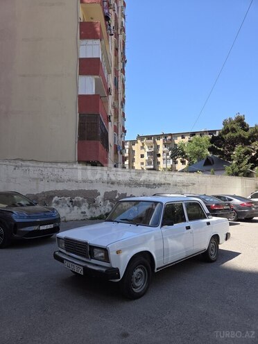 LADA (VAZ) 2107-3