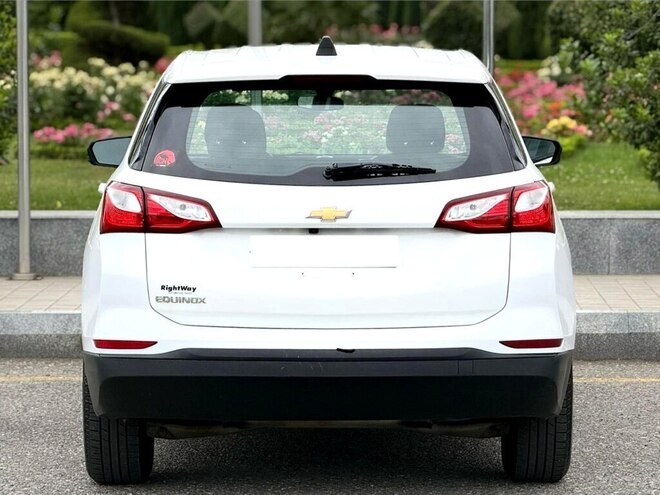 Chevrolet Equinox-7