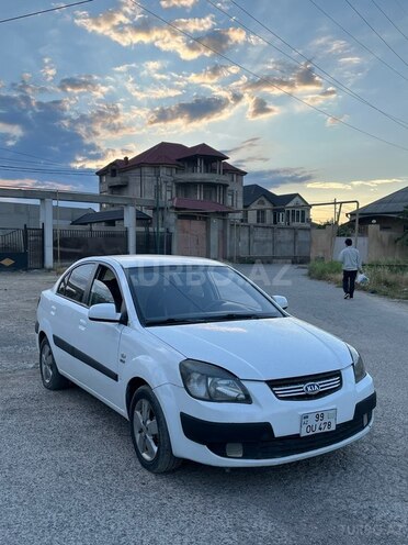 Kia Rio-2