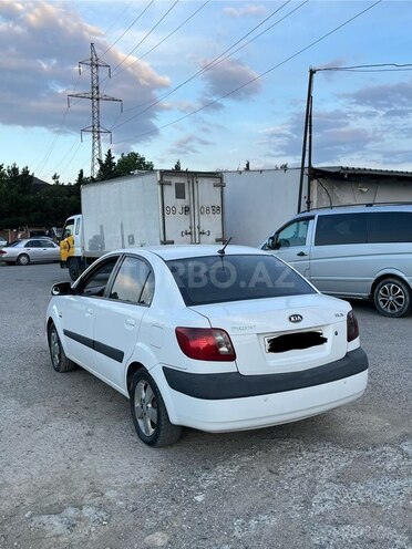 Kia Rio-3