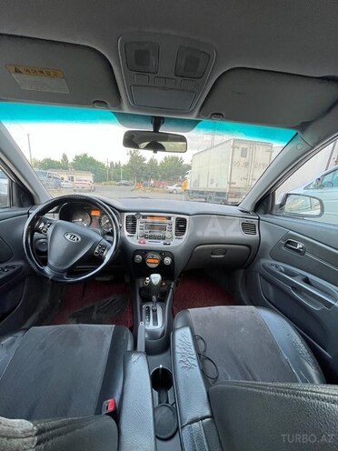 Kia Rio-6