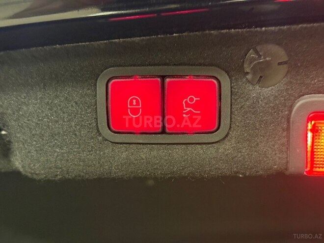 Mercedes C 300-17