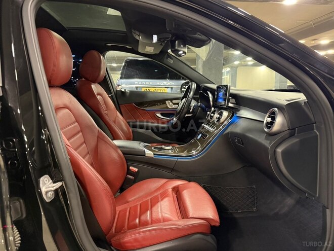 Mercedes C 300-11