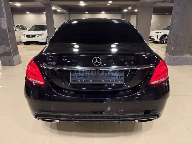 Mercedes C 300-4