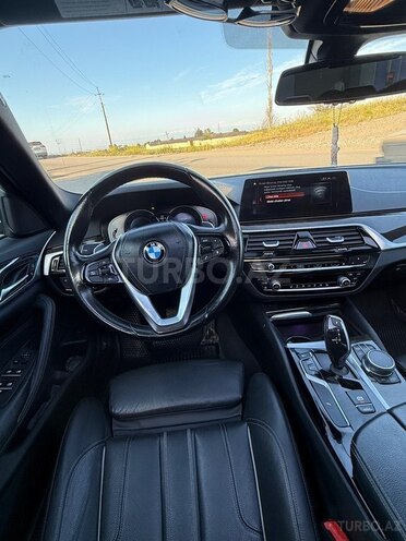 BMW 530-6